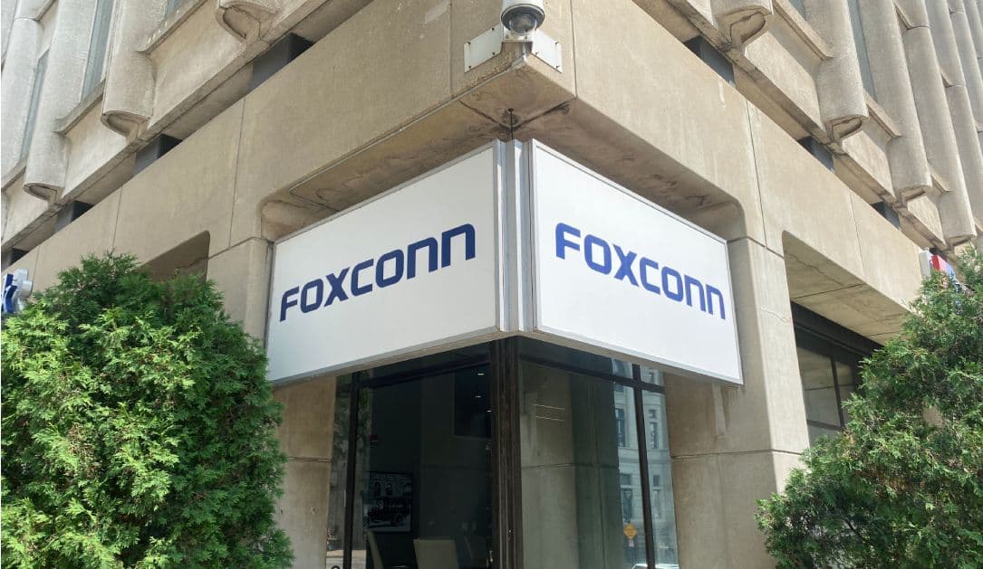 Foxconn 'tê liệt' hàng loạt nhà máy Bắc Mỹ sau cuộc tấn công mạng bí ẩn