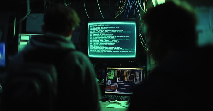 Nhóm hacker Ukraine tấn công ồ ạt phần mềm họp online Nga